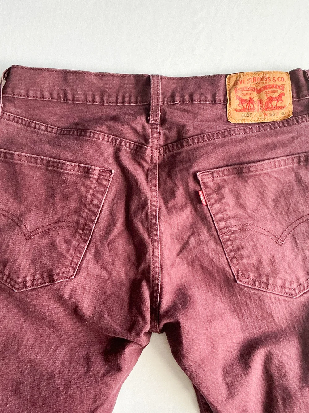 Levis **see measurement